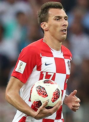 Mario Mandžukić (left) after scoring in 2018 WC-Final (cropped)