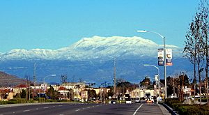 Newport Road looking east toward the San Jacinto Mountains