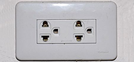 Thai socket