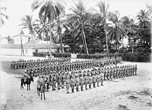 Bundesarchiv Bild 105-DOA3056, Deutsch-Ostafrika, Askarikompanie.jpg