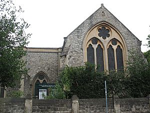 Holy Trinity church, Richmond (geograph 1975196).jpg