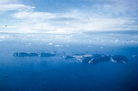 Kent Group, Bass Strait from the air.jpg