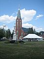 St-John-the-Baptist-with-Horstmann-Monument