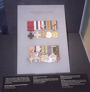 VCNoelGodfreyChavasseMedals