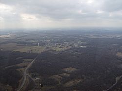 Approaching Wilberforce from the northeast