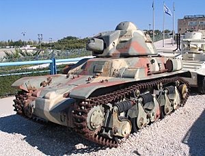 Renault-R-35-latrun-2