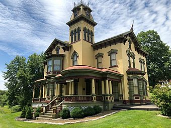 Thompson House, E. Liverpool, OH.jpg