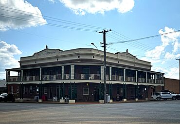 Tottenham NSW Hotel 09-08-2024 04.jpg