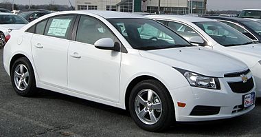 2011 Chevrolet Cruze LT -- 12-31-2010.jpg