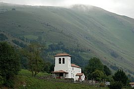 Béhorléguy Eglise.jpg