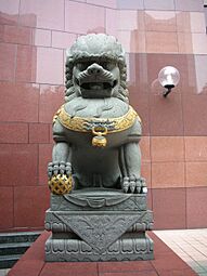 Imperial guardian lion - Ngee Ann City - Singapore (gabbe)