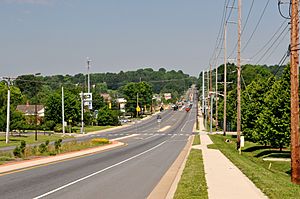 Lancaster Pike in Hockessin, facing north