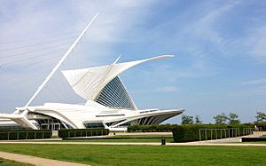 Millwaukee Museum from south-west.jpg