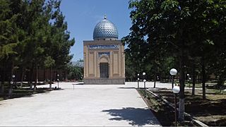 Murad Avliya Mausoleum and Courtyard