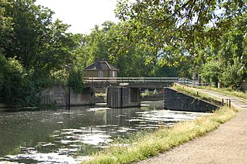 Pond Lane Flood Gates.jpg