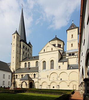 Pulheim-Brauweiler, Pfarrkirche St. Nikolaus, Denkmal I-001