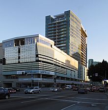 Solair, Wilshire & Western Avenues, Los Angeles.jpg