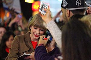 Taylor Swift GMA (8114373842)