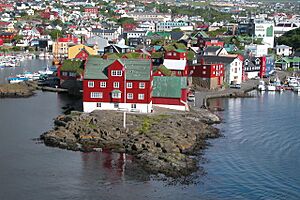 Tinganes, Tórshavn 2004.1