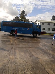 4wd bus fraser island