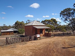 ArthurRiverPostOffice