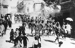 Bundesarchiv Bild 146-1977-101-36, Deutsche Soldaten in Jerusalem