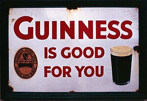 Bunratty Park-60-Guiness is good for you-1989-gje