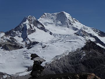 Chachacomani seen from the south.jpg