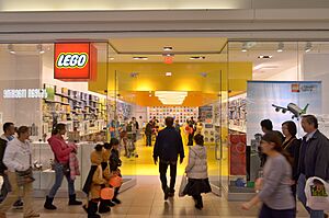 LEGOStoreFairviewMall10