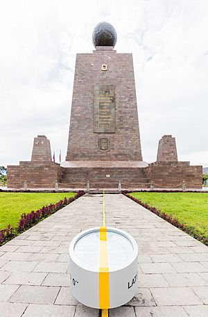 Mitad del Mundo, Quito, Ecuador, 2015-07-22, DD 12