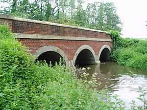 RiverRytonHodsockRedBridge