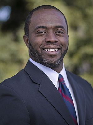 Assemblymember Tony Thurmond (cropped).jpg