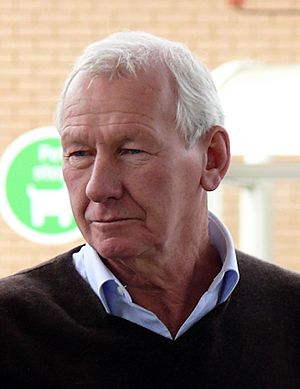 Bob Wilson in 2009 (cropped).jpg