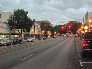 Downtown New Braunfels on rainy morning IMG 3258