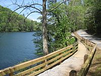 Lake Trahlyta trail