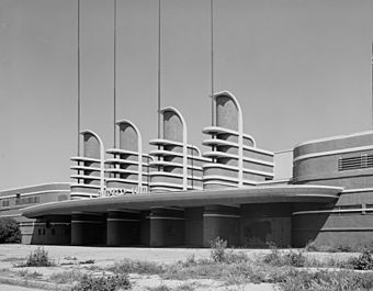 Pan-Pacific Auditorium entrance.jpg