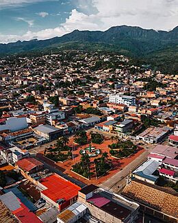 Tarapoto plaza.jpg