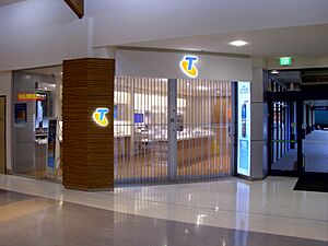 Telstra Store in the Sturt Mall (1)