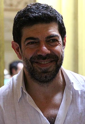 Pierfrancesco Favino 2016.jpg