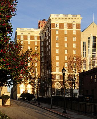 Poinsett Hotel.jpg