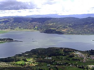 Represa de Tominé 1