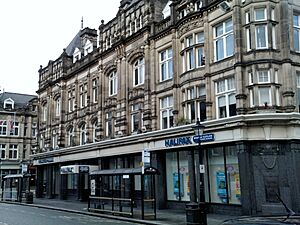 Halifax bank, Halifax