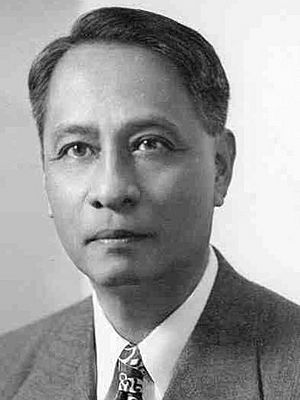 Manuel Roxas 2.jpg