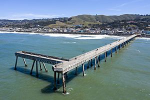 Pacifica Pier CA.jpg