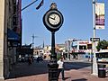 Sidewalk clock l20180805 095632