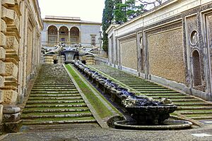 Waterchain - Villa Farnese - Caprarola, Italy - DSC02264