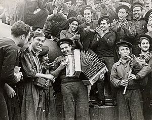 Acorazado Jaime I en Almería by Gerda Taro, 1937