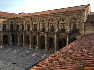 Claustro San Isidoro 28