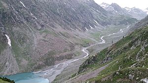 Kandol Lake Water Enterance