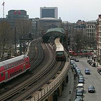 Berlin SBahn HackescherMarkt east